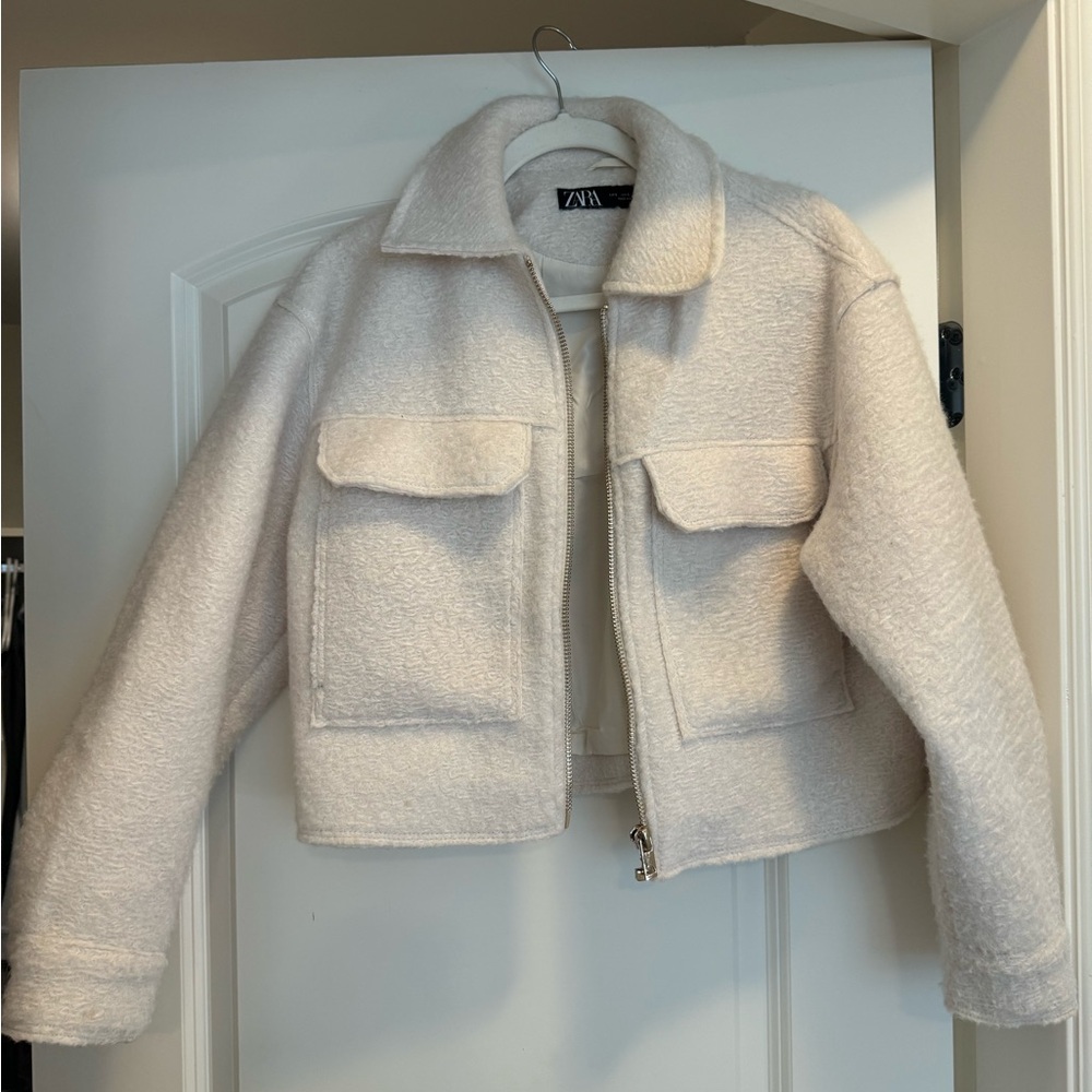 Zara Women's Off-White Teddy Jacket